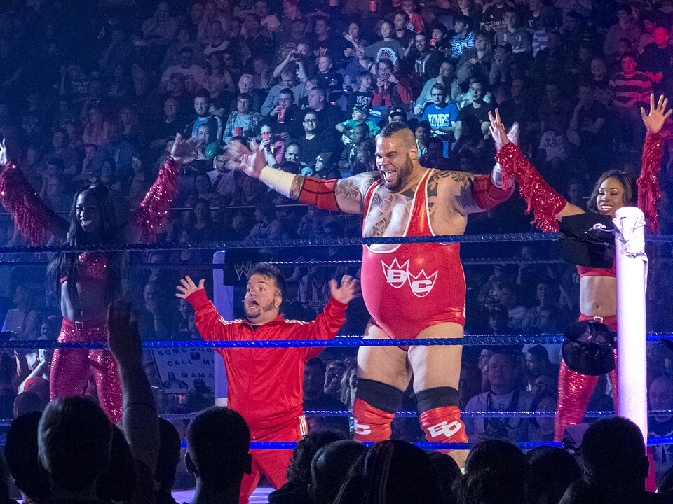 Tyrus as Brodus Clay The Funkasaurus with the Funkadactyls during a WWE ring entrance