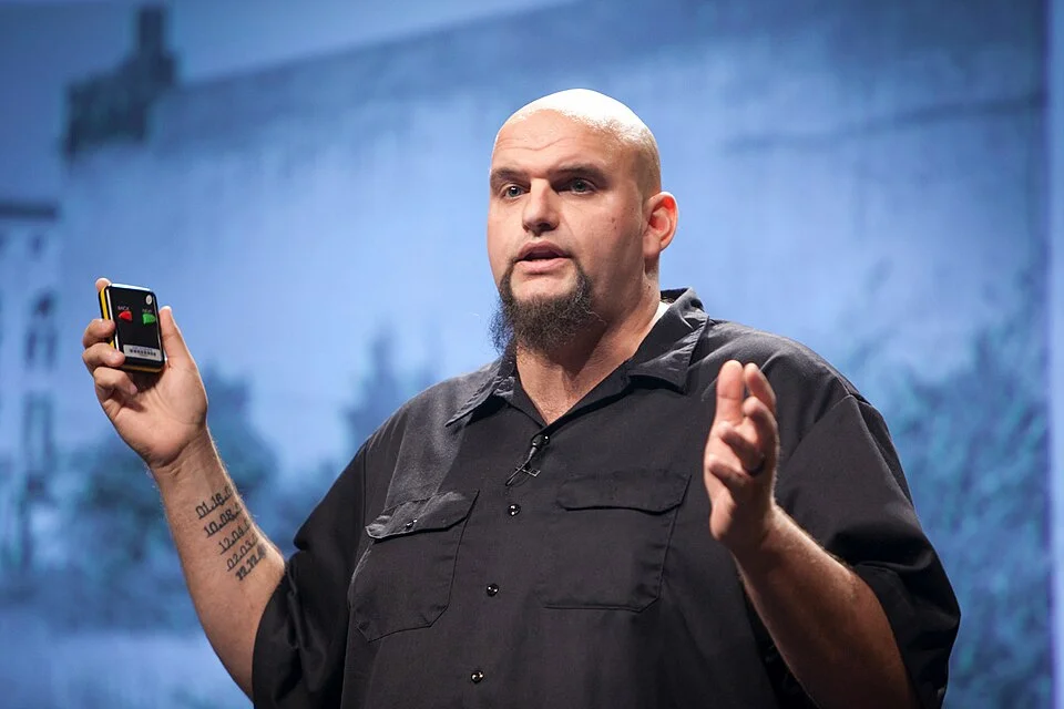 John Fetterman speaking at PopTech in 2009 during his years as Braddock mayor — mantlemagazine.com